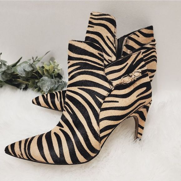 NEW Sam Edelmen Zebra print boots - Picture 3 of 14